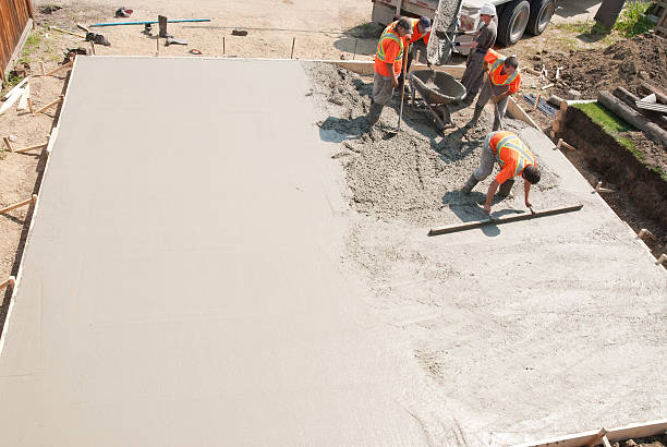 Best Residential Concrete Solutions in Eddyville, IA